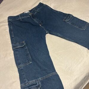 Zara cargo Jeans pants, Size US4 with belt.